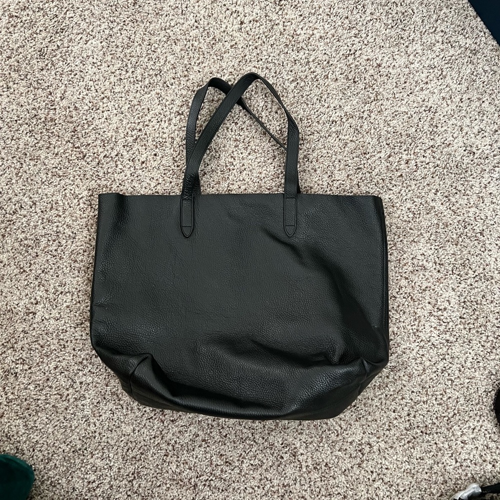 cuyana shoulder bag